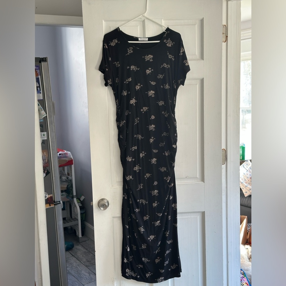 Show Brand Black Maternity Maxi Dress with Beige Floral Print - Size XL